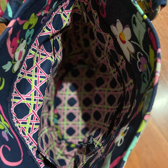 Vera Bradley Tote set - Picture 15 of 15
